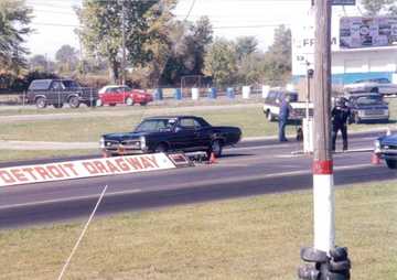 Detroit Dragway scene in its later years