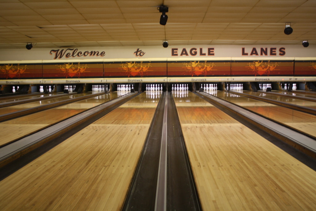 Eagle Lance Bowling